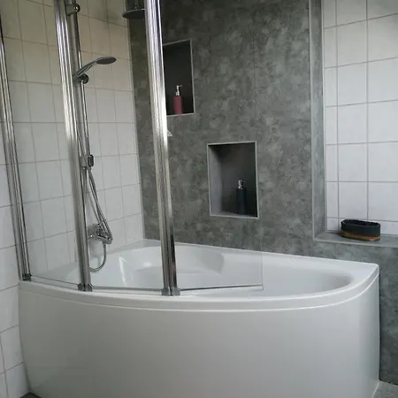 Betti Vendeghaz Apartment