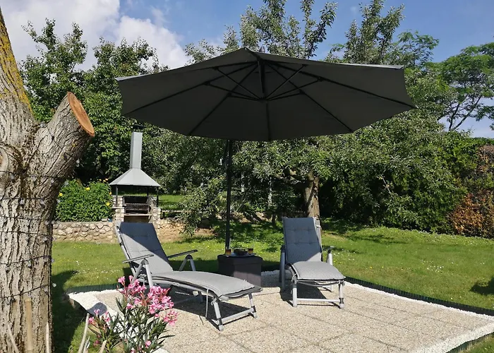 Betti Vendeghaz Apartament